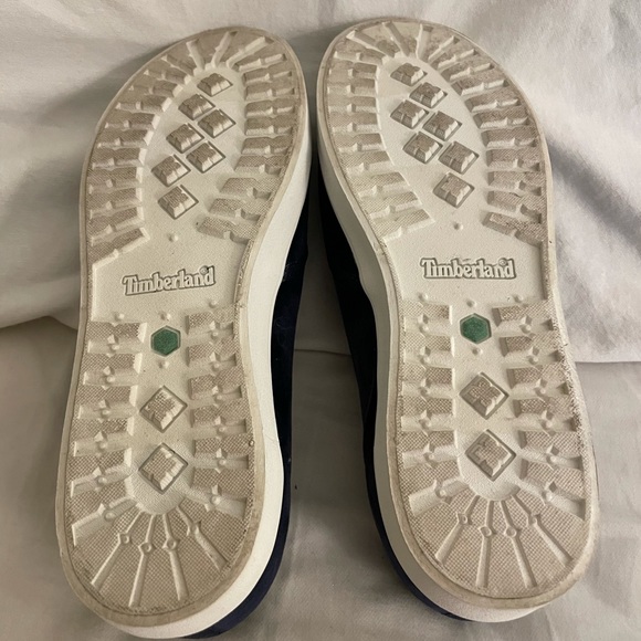 Slip on Timberlands - Picture 4 of 4
